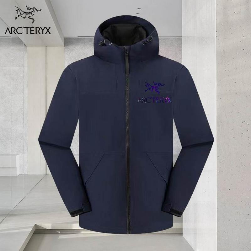 ARC'TERYX Men's Outwear 54